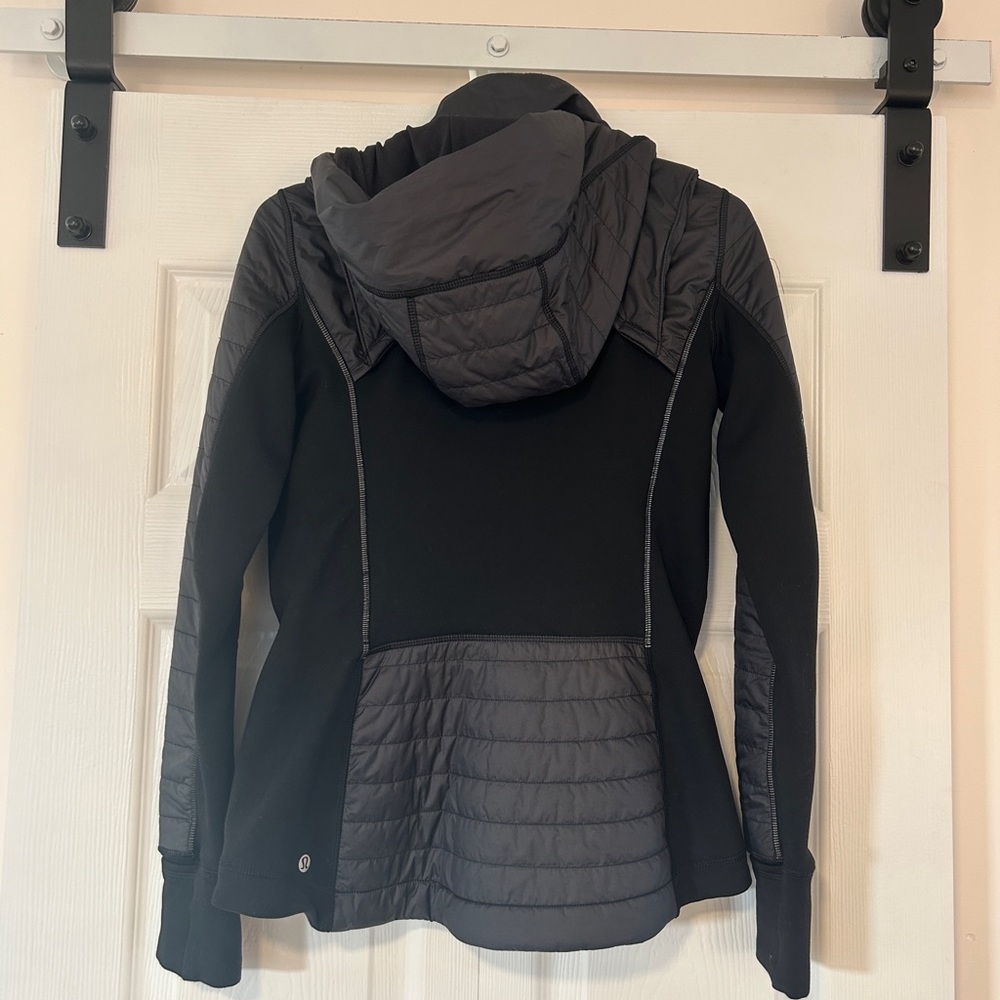 Lululemon First Mile Jacket - Picture 10 of 15